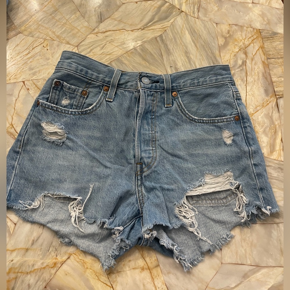 Levi’s 501 shorts